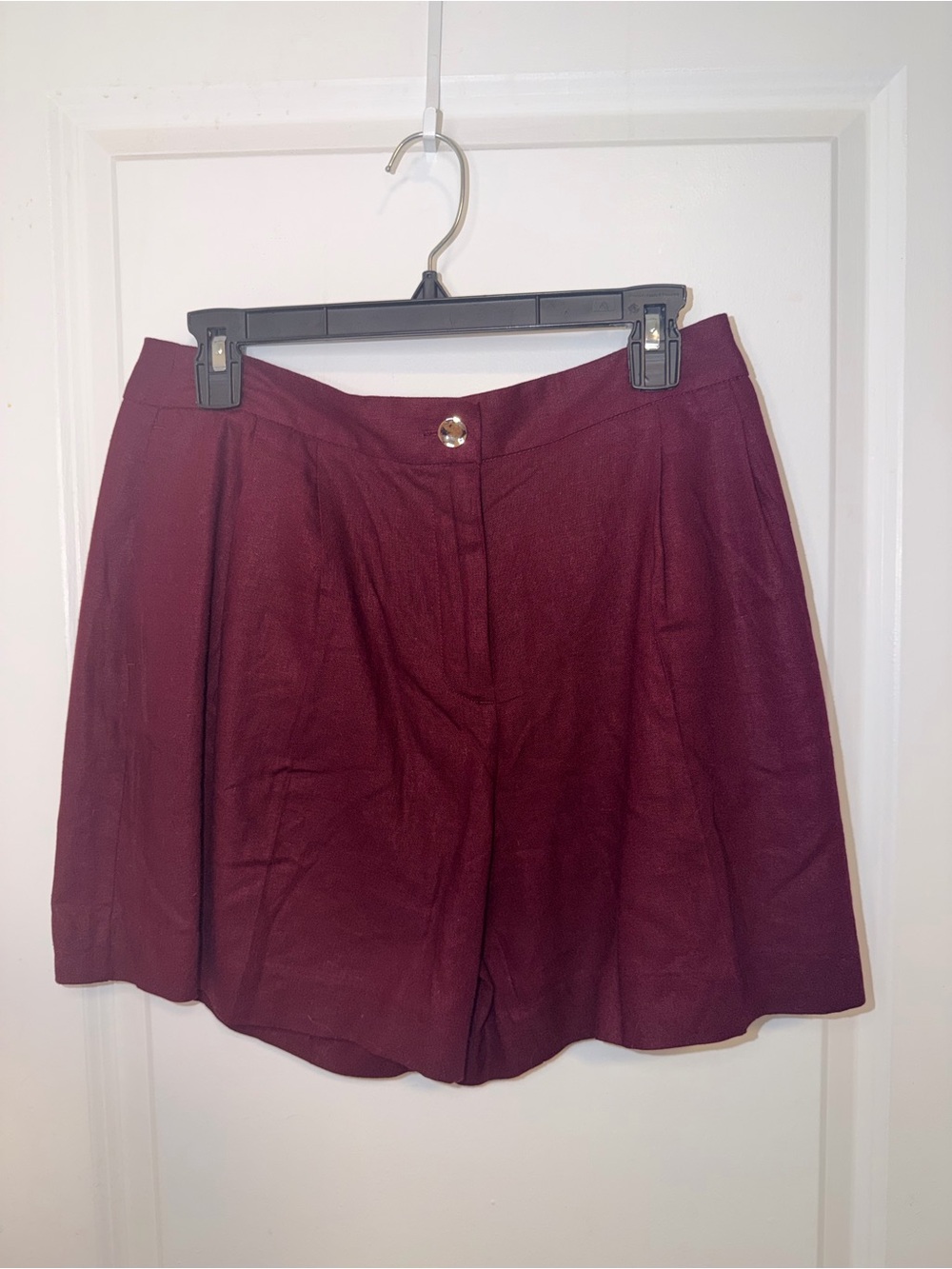 Zara Burgundy High-Waist Pleated Bermudas